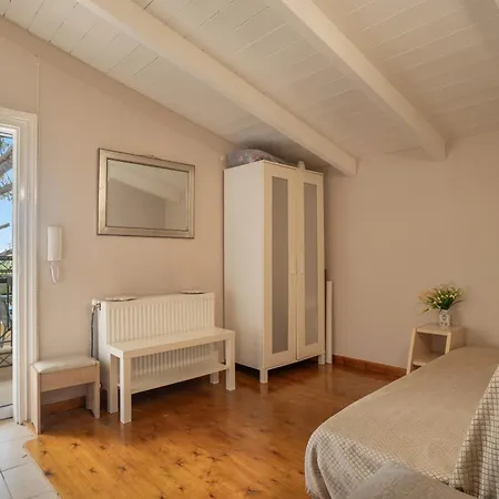 Margetina's House Tatil Evi *